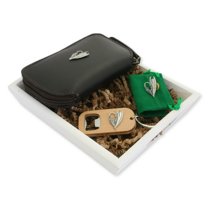 The Reel & Tackle Gift Set: A Perfect Blend of Functionality and Fishing Elegance